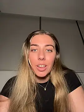 Aussielulu live webcam show