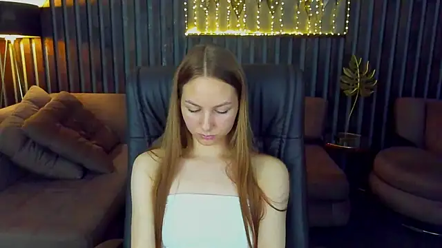 MilaAddams webcam