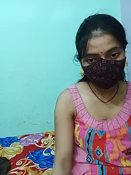 20_year_only_girl live webcam show