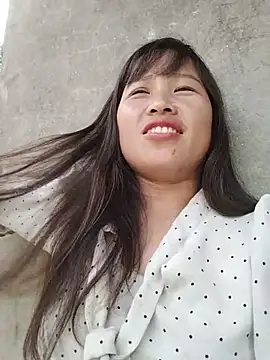 Yo-must live cam on StripChat