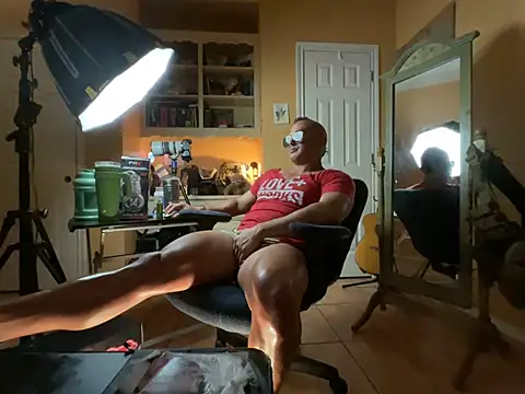 daddydonkey84 live cam on StripChat
