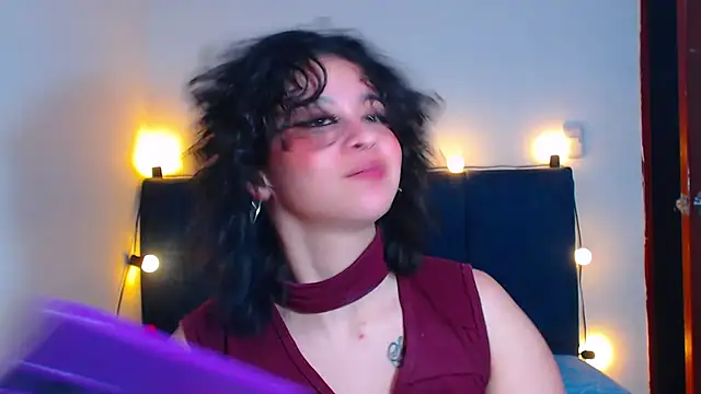 Bitsy_Messy webcam