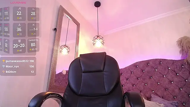 Amara_Davis1 webcam