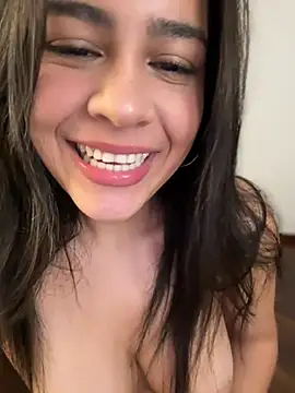 CuteKira7 webcam