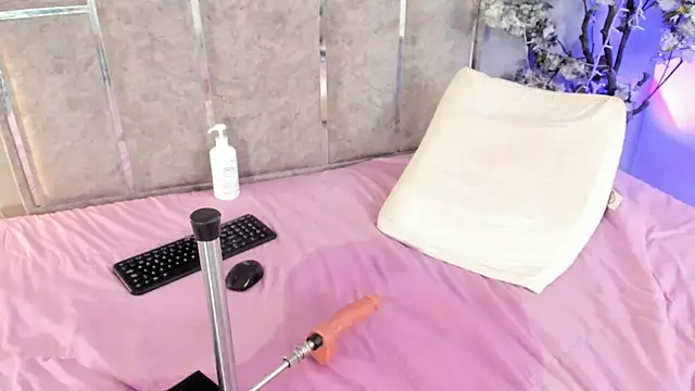 Maaracooper live cam on StripChat