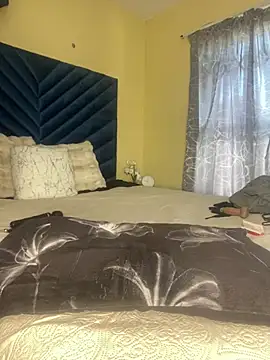 Ebony_Warlock_ webcam