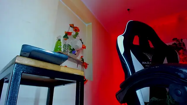 katy_bratz_ (T teen) - SHOW CUM