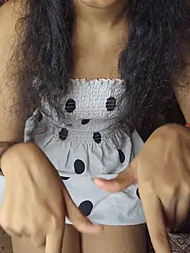 Lusty-Dishuu webcam