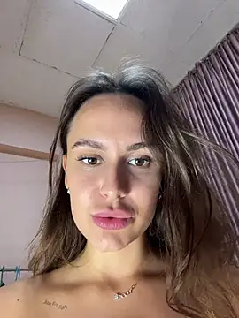 AllaTousNew live webcam show