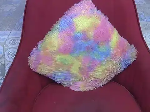 Yours-ira live webcam show