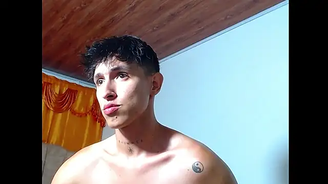 rowanbig live webcam show