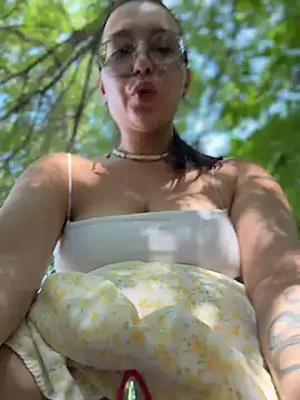 LunaMood live webcam show