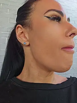 katiadivine - KatiaDivine's free webcam - UK Sex Cams