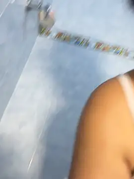 yungelitamor_ webcam
