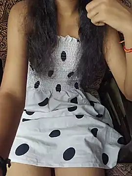 Lusty-Dishuu webcam