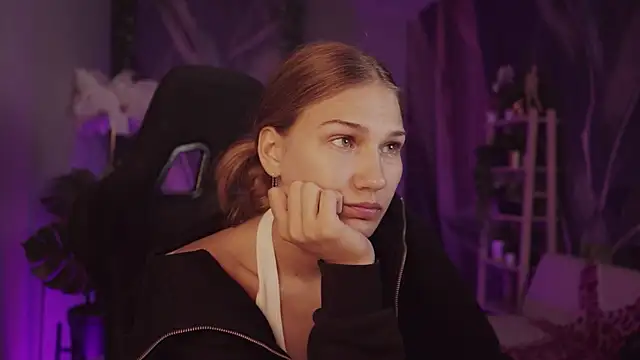 Sweet_Emilya webcam