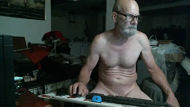 farmboy4yu - Farmboy4yu's free webcam - UK Sex Cams