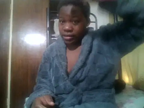 ShyBabe_07 webcam