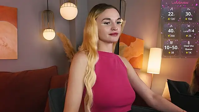 Mila__Lux webcam