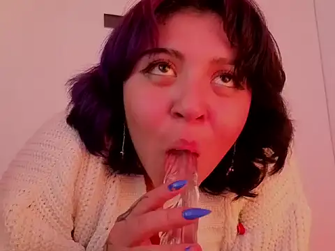 Blueberry_gothic webcam