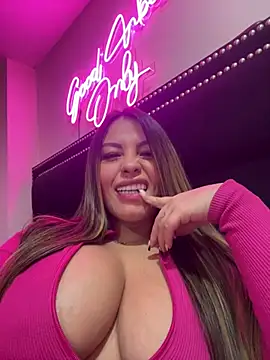 sexyyykloee webcam