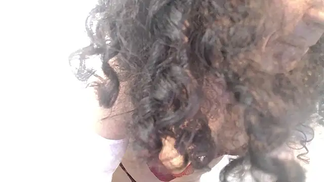 Little18Doll webcam