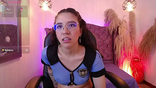 Amara_Davis1 webcam