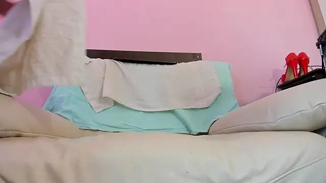 hotsweetangel (F milf) - need a good fuck/ anal or huge squirt