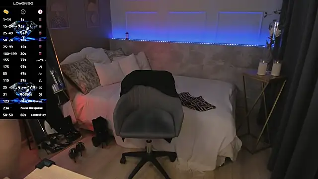 KylieMellow live webcam