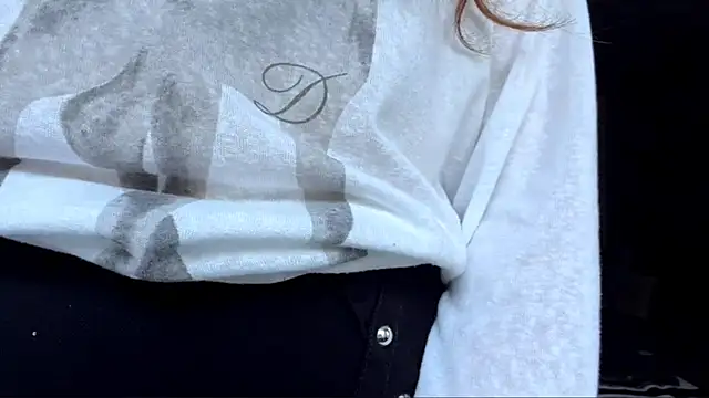 BuzzingRaid live cam on StripChat