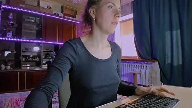 pa1e_pr1ncess - Pa1e_pr1ncess's free webcam - UK Sex Cams