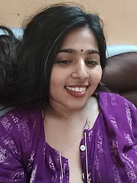 Cute-Simmi69 live cam