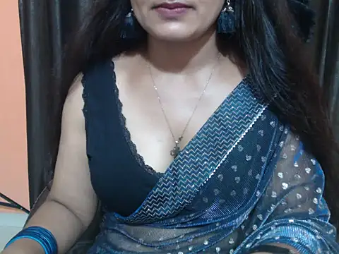 Kudi_Kiyara live webcam show