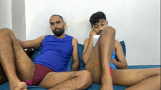DesiDaddyandSon webcam