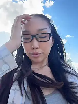 trytomakememoam webcam