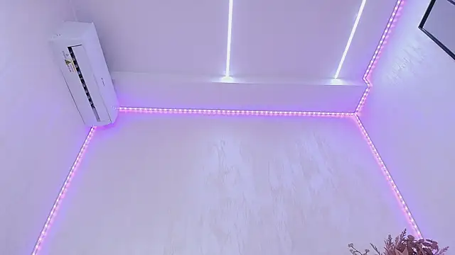 Anna_Lewis webcam