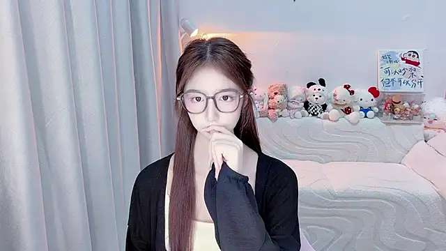 lucky-tt live cam on StripChat