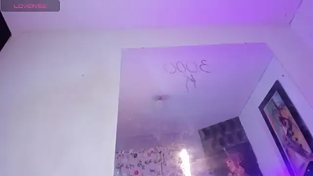 ciara_hotts's live room