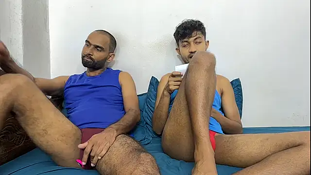 DesiDaddyandSon webcam