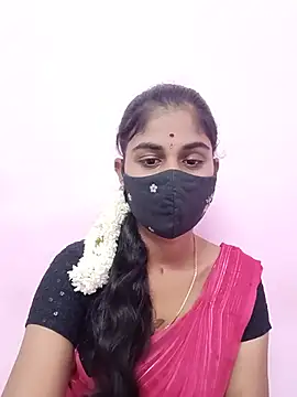 Tamil_Keerthanaa live cam on StripChat