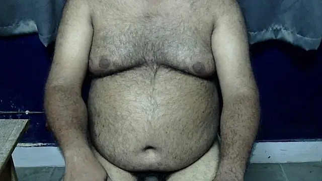hairysubcub_70 live cam on StripChat