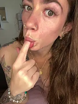 ValenciaTheVixenXX