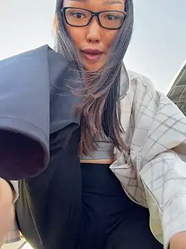 trytomakememoam webcam