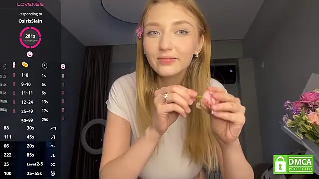 averyberkson (Ask my age) - I spank my ass every 4 tk