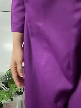 nana-19 (F milf) - Doggy no panties + oil ass
