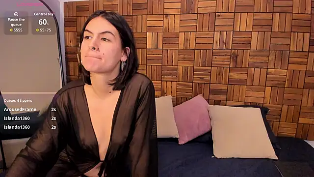 freyaa__1 (F young) - sexy dance