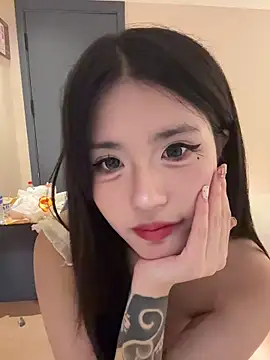 huey11 (F teen) - 小狗拍打大屁屁