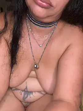 PichyPrettyPussy webcam