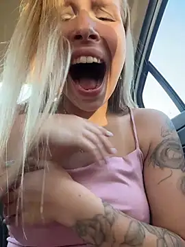 Liza_risky