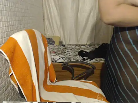 Oh_Maya live cam on StripChat